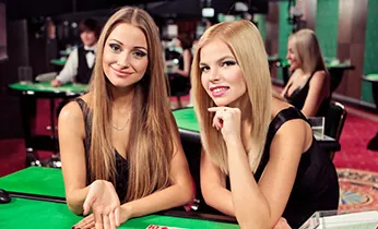 Jackpot khủng và tỷ lệ thắng cao Web88 App